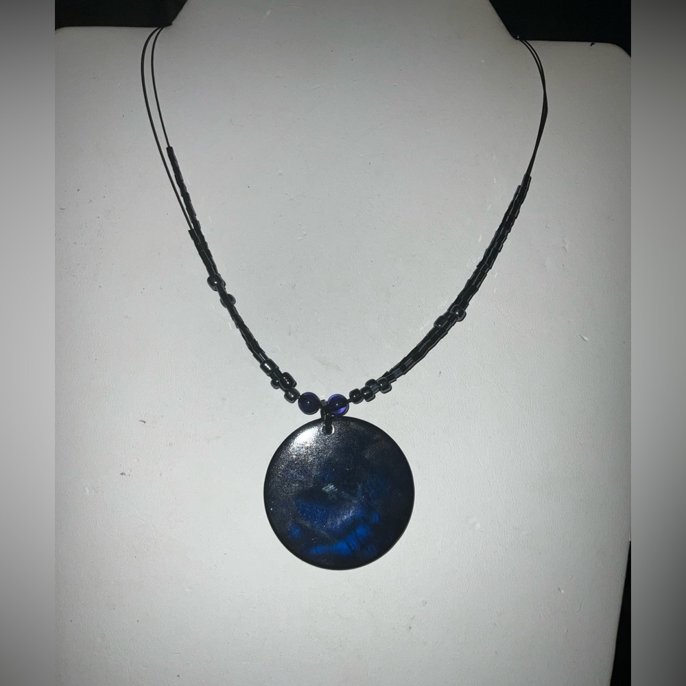 Elegant Blue and Black DISK BEADED Pendant Necklace NOS 2003 vintage lt#2003beau